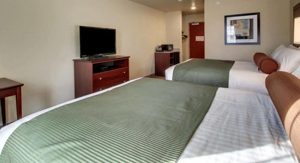 Cobblestone Inn & Suites - St Marys St. Marys المظهر الخارجي الصورة